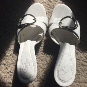 Dr Scholl’s White slip on sandals